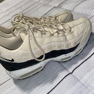 Women’s Nike Air Max 95 sz 10.5 Beige/Black